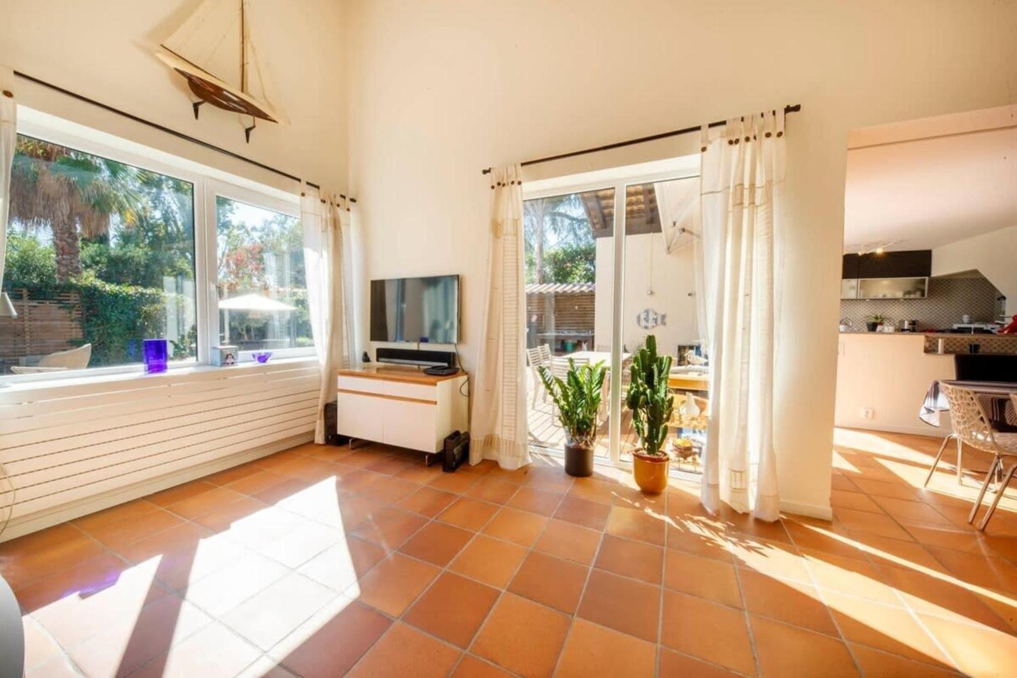 06V - Beautiful Villa With Spa Pool And Tennis Biot Exterior photo